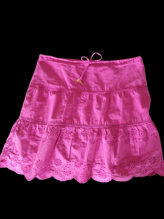 American Eagle Outfitters Dresses & Skirts - American Eagle Outfitters Hot Pink Tiered Eyelet Mini Skirt